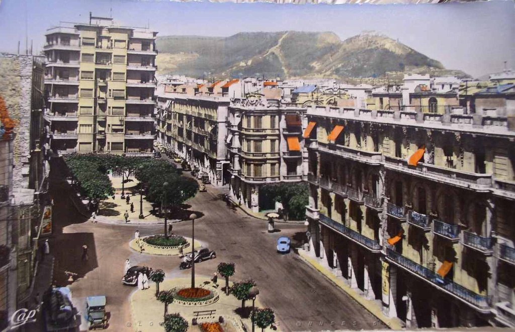ORAN LA PLACE DES VICTOIRES.JPG